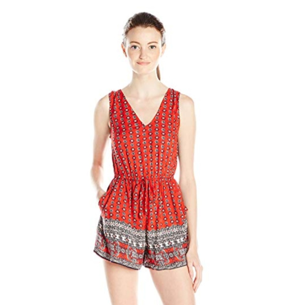 Angie Women's Scallop Neck Tank Romper